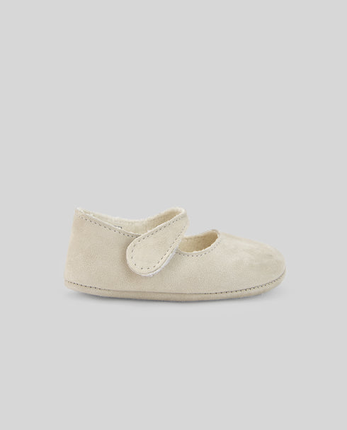 Pantofi bebelusi din piele intoarsa